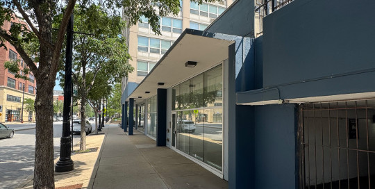 2111 SOUTH MICHIGAN LEASE – 2,308 SF